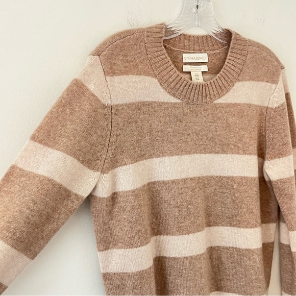 Cynthia Rowley Cashmere Merino Wool Wide Strip Blend Long Sleeve Knit Sweater - Picture 14 of 15